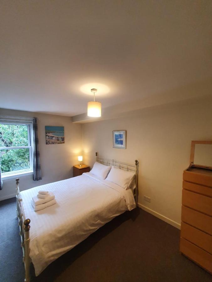3 Bedrooms Flat In Central Edinburgh Old Town , Grassmarket Heart Of Edinburgh Flat Sleeps 6 , Eh1 Экстерьер фото